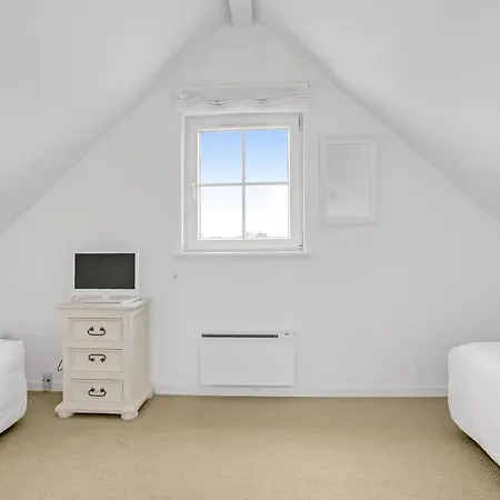 Gorgeous In Brenderup Fyn *