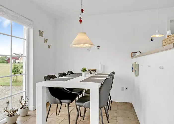 Gorgeous In Brenderup Fyn Bro (Funen)